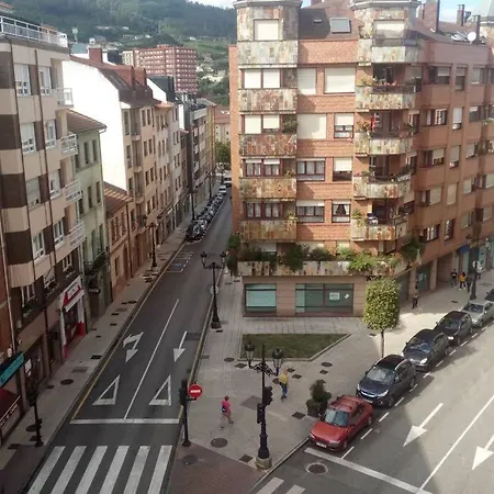 Piso En Avenida Pumarin . Wifi Daire Oviedo